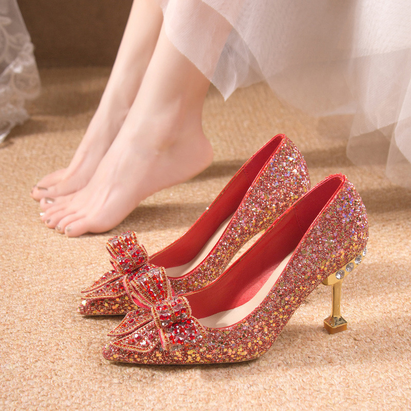Plus size Chinese wedding shoes bridal shoes 2024 New Crystal sequined wedding Xiuhe stiletto heel pointed single-layer shoes wholesale