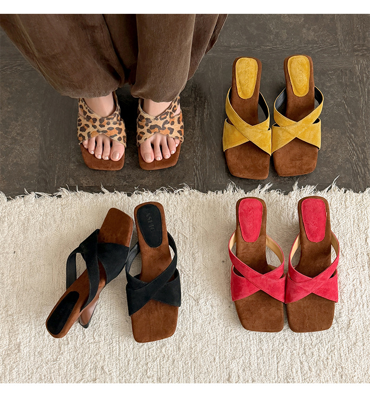 Sandal cao gót nữ quai chéo kiểu Pháp mũi vuông hở ngón, gót xuồng 7 cm — màu đen, Màu da báo, màu vàng, màu đỏ chi tiết 22