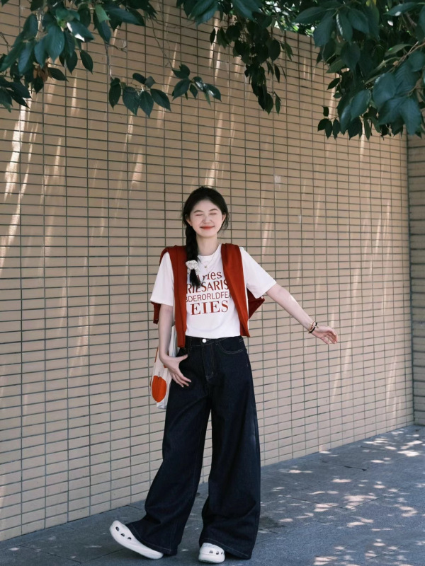 红色刺绣针织开衫外套女初秋薄款外搭毛衣小个子短款别致绝美上衣|undefined