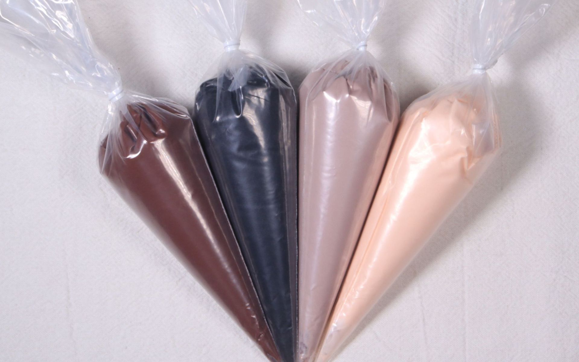 Cream Gum DIY Material Pack