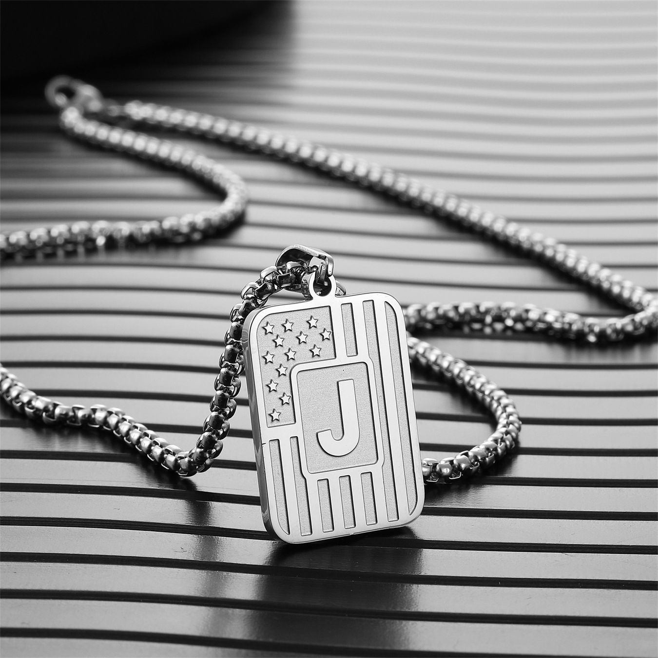 Factory direct American flag A- Z letter square card pendant necklace, men and women first letter capital exquisite gift