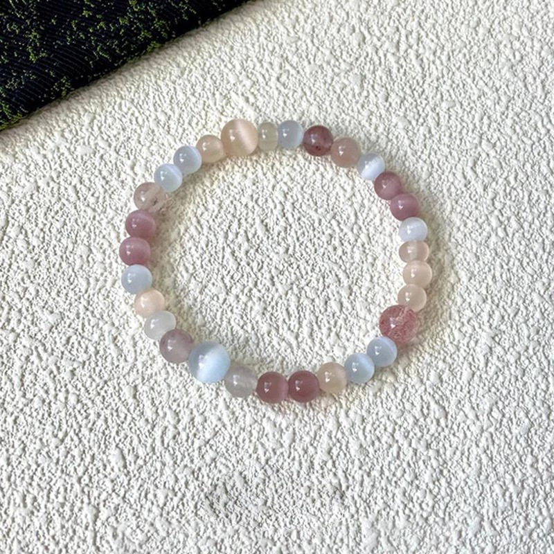 "Butterfly Fog Seeking Flowers" New Chinese Style Opal Beaded Bracelet Exquisite Retro White Strawberry Bracelet Female Macaroon