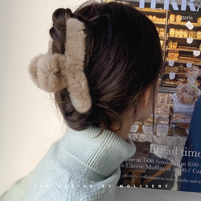 Hair clip Premium plush clip Oversized style back of head shark clip_voghion.com