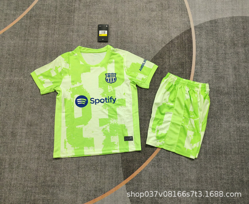 2425 바르셀로나 두 번째 손님