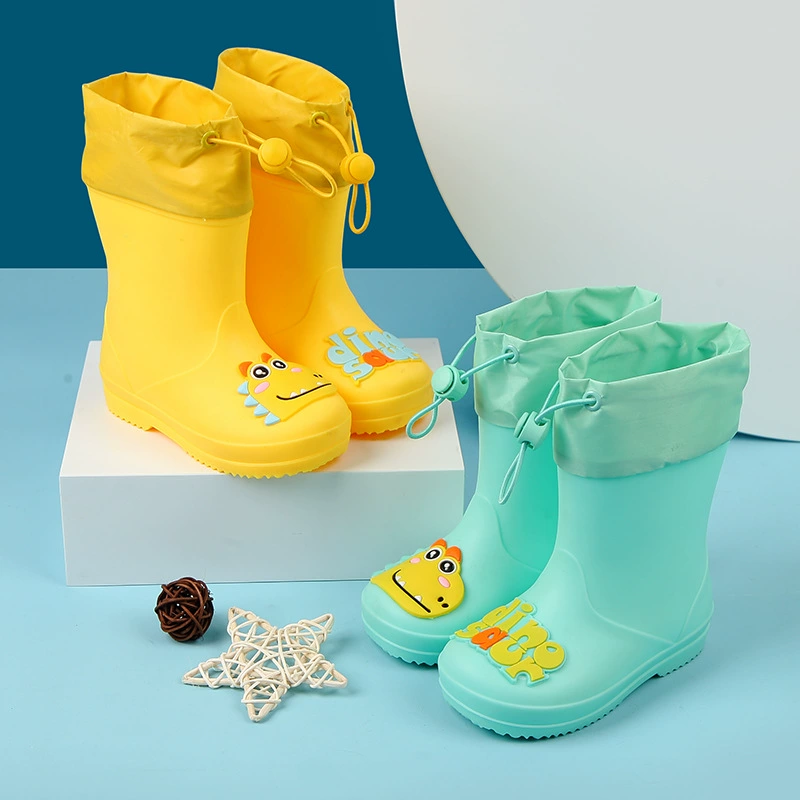 Детская непромокаемая обувь оптом Мультяшные мальчики и девочки непромокаемые пучки ботинок Большие и средние размеры детская нескользящая резиновая обувь