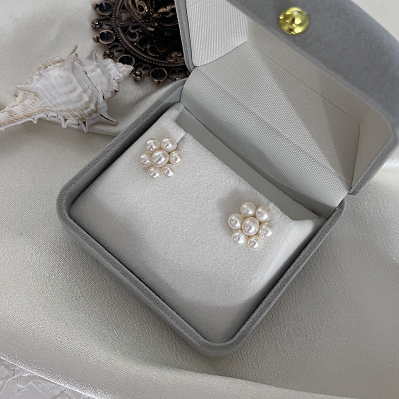天然淡水珍珠小花時尚百搭小清新設計感氣質S925防過敏銀針耳釘
