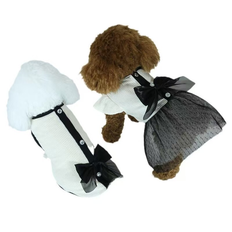 New Chanel-Style Pet Clothing, Dog Clothes, Cat Apparel, Dog Outfits, Flannel Cat Clothing, Thickened
