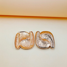 �F؛�羳���l�Ͻ��b۲�Ҏ�t�~�ۮ��αȻ�������Ʒ�߼����