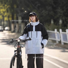 韩版冲锋衣外套男春秋季潮牌美式工装夹克户外运动防风防水情侣登