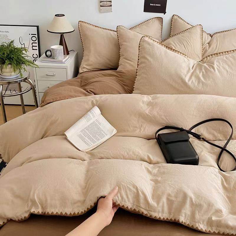 Otoño y invierno de algodón lavado con agua cuatro piezas de sábanas de cama, sábanas de cama, lujo ligero, 2025 nuevo dormitorio estudiantil de tres piezas