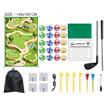 手握跨境儿童户外玩具高尔夫球-竖幅果岭 地垫上用球棒击打球进洞