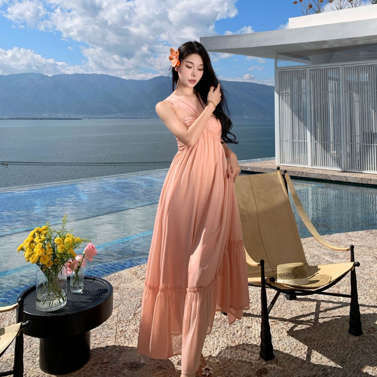 프랑스 스타일 우아한 목 교수형 스트랩 원피스 요정 여름 하이 엔드 분위기 해변 홀리데이 비치 롱 원피스