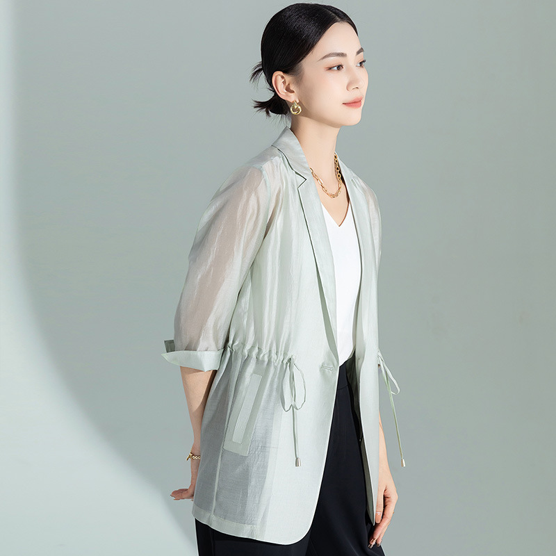 Áo khoác blazer nữ cổ lật dây rút chất liệu Leisel mỏng nhẹ mùa hè — Màu trắng
