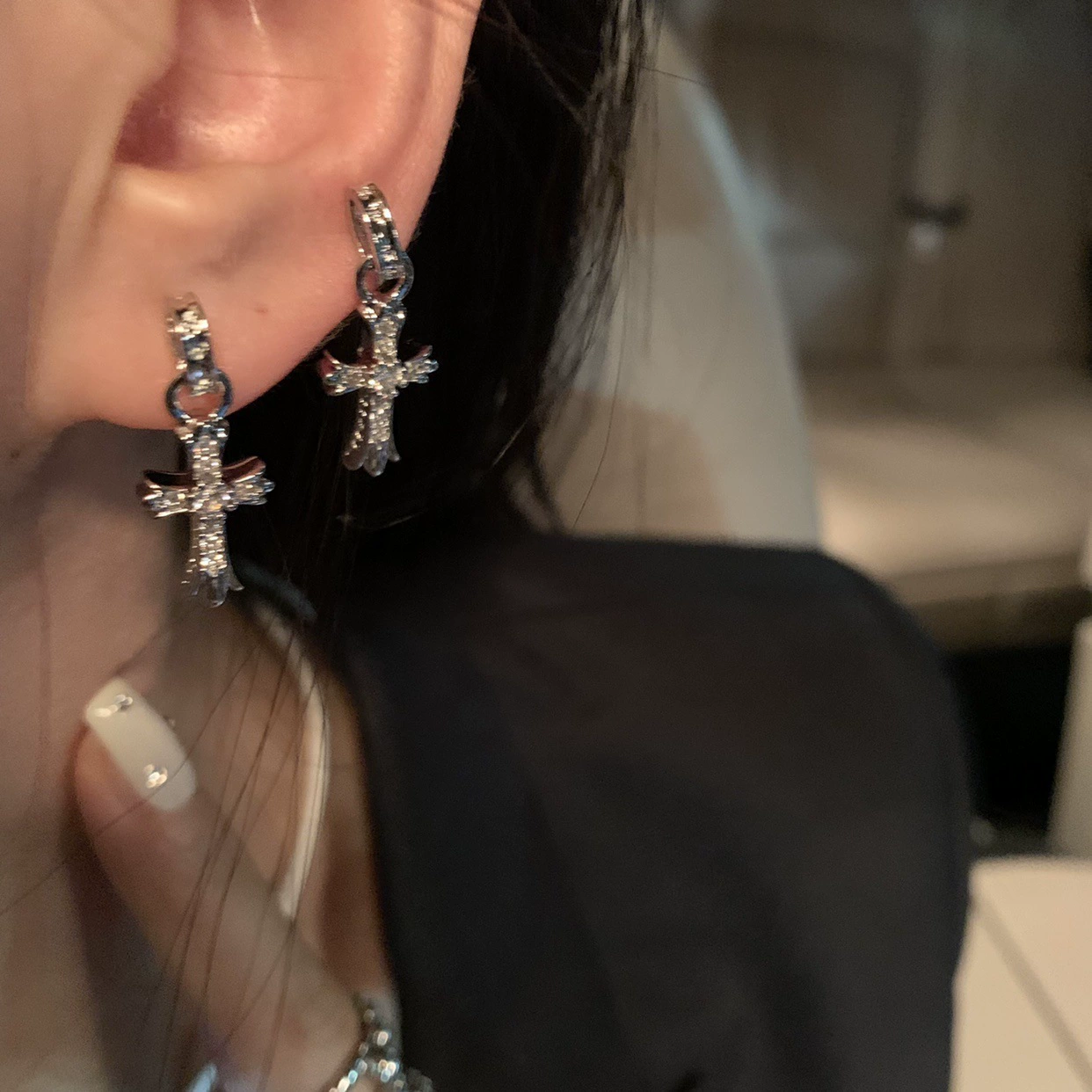 Подвесные серьги с крестом, стиль light-luxury, качественный интернет-селебрити вид