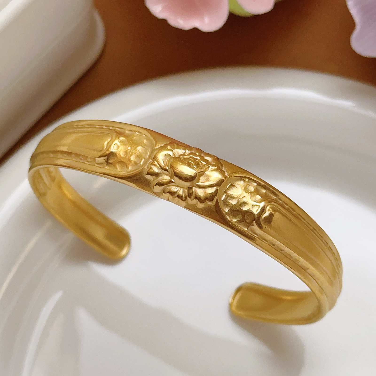 Brazalete de banda ancha no desvanecida, pulsera abierta, brazalete, joyas de lujo, joyas de estilo chino.