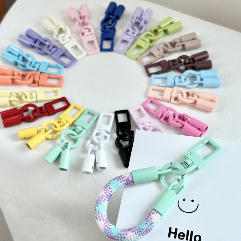 Colorful alloy keychain hanging chain spring ring lobster clasp door buckle mobile phone chain DIY mobile phone lanyard hardware accessories Colorful alloy keychain hanging chain spring ring lobster clasp door buckle mobile phone chain DIY mobile phone lanyard hardware accessories