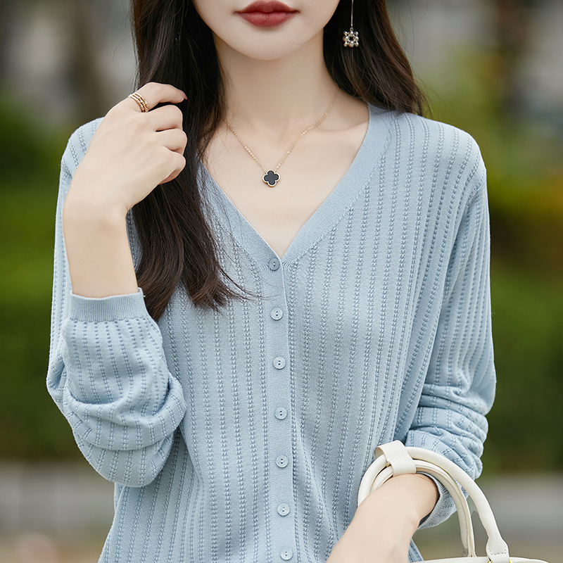 Autumn New Tencel Knitted V-Neck Cardigan Women's Long-Sleeved Jacket Air-conditioning Shirt Loose Thin Top Sunscreen Shirt Batch