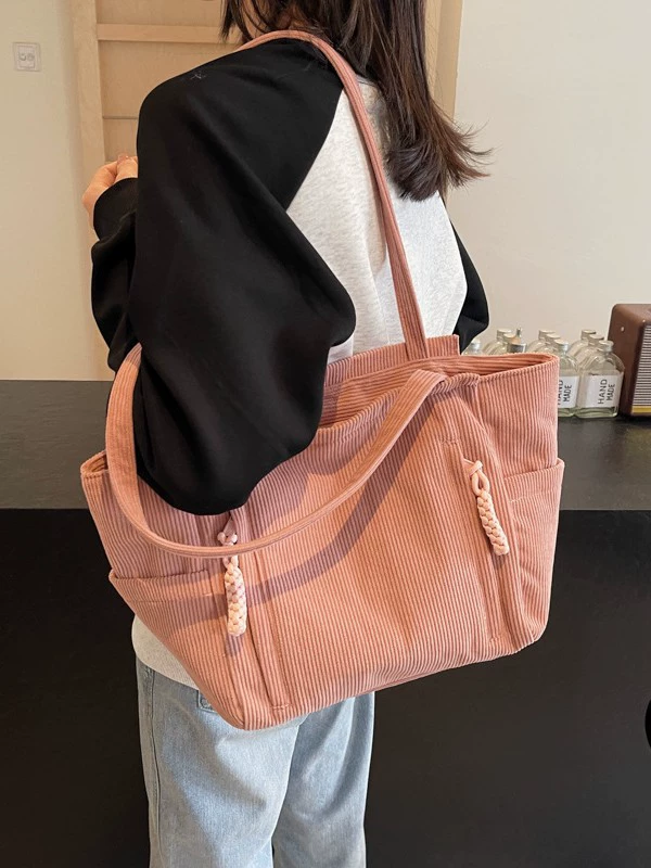 Capacious demi-season shoulder bag one shoulder, for students