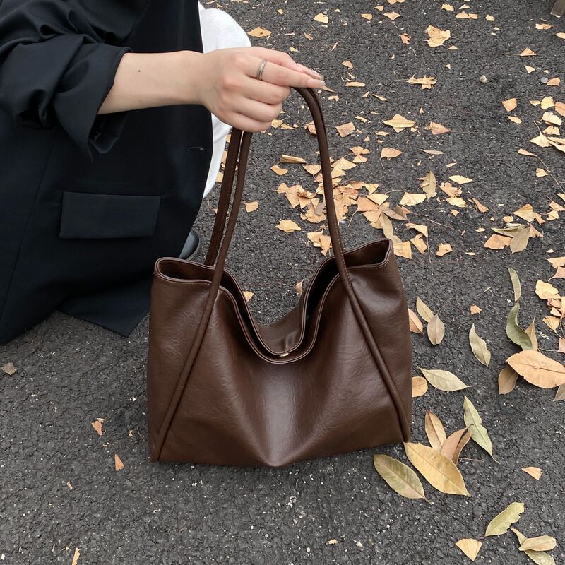 热销女包2025秋冬新款通勤百搭大容量单肩斜挎女包托特包斜挎大包|undefined
