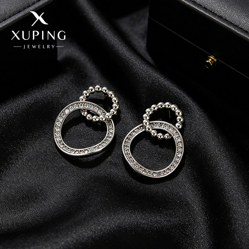 Xuping europa y americana aleación de cobre transfronteriza galvanizado blanco gemas artificiales geométricas redondas simples y pequeñas orejas delicadas para mujeres