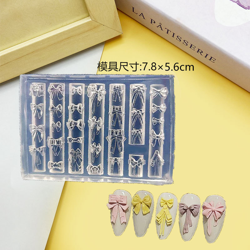 Venta caliente transfronteriza molde de manicura de alta transparencia animal de dibujos animados oso bowknot ramo DIY modelo de manicura en relieve tridimensional