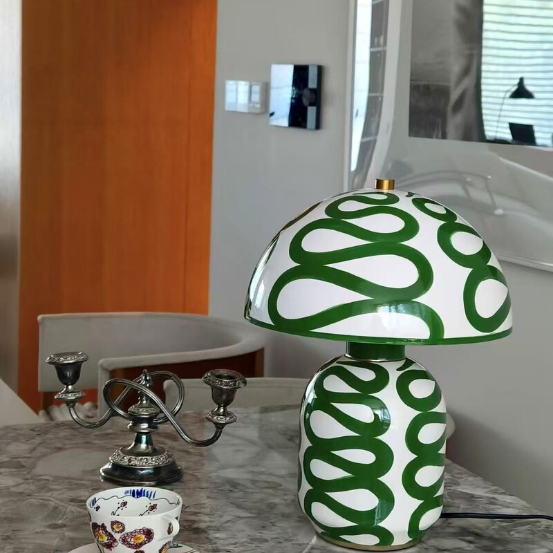 Mushroom Lamp by a Colored Pottery Artist, Glazed Green Reading Atmosphere Lamp, Vintage Hand-Painted Lines, Bedroom Bedside Lamp