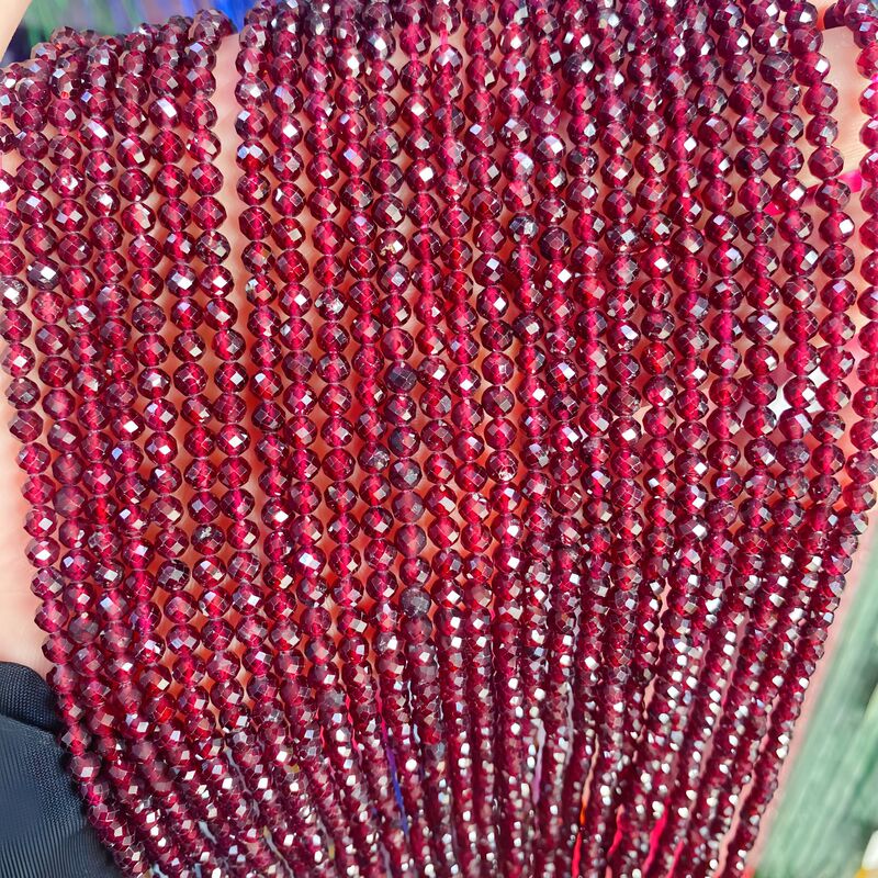 2/3/4mm Natural Garnet Faceted Round Beads Mozambique Gemstone Bracelet Necklace DIY Jewelry Accessories 2/3/4mm Natural Garnet Faceted Round Beads Mozambique Gemstone Bracelet Necklace DIY Jewelry Accessories