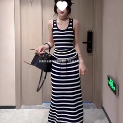 条纹针织无袖连衣裙女2025夏季新款气质显瘦裙子百搭两件套