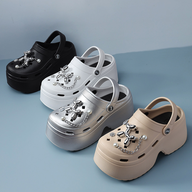 Thick Slippers Women's Summer New Hole Shoes High-height Shoes Women's Outwear Fashion eva Beach Shoes DIY Cloud Sandals Thick Slippers Women's Summer New Hole Shoes High-height Shoes Women's Outwear Fashion eva Beach Shoes DIY Cloud Sandals