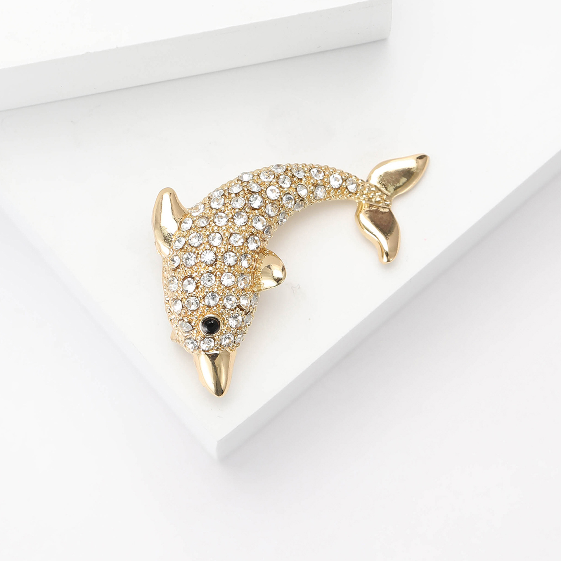Women's Gender Cute Lady Korean Style Pin Dolphin Alloy Rhinestones Women's Corsage Brooches