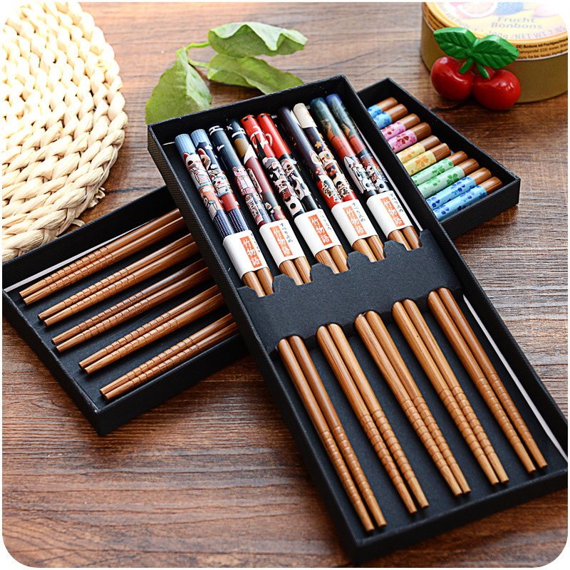Japanese style bamboo chopsticks gift box bamboo chopsticks five pairs family portable tableware suit Japanese style wooden chopsticks suit