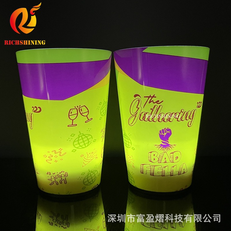 16OZ 定制logo发光杯入水感应发光 PS食品级塑料 氛围LED发光杯子