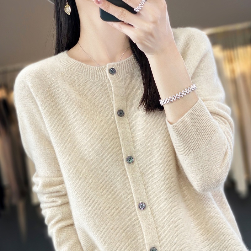 Trendy Knitted Cardigan for Women, Spring and Autumn New Style, Simple Versatile Loose Slimming Soft Round Neck Sweater Jacket