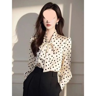 ��ʽ�L�h�����cѩ���r��Ů�����ͨ��Ůʿ�r�e��Ư������