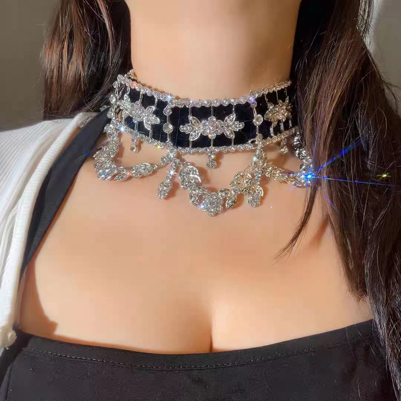 Rhinestones Inlay Material Wholesale Jewelry Luxurious Geometric Alloy Rhinestones Choker
