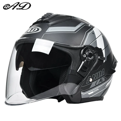 Safety Helmets with Large Tail Wings, Motosiklet kaskı (dəbilqə)