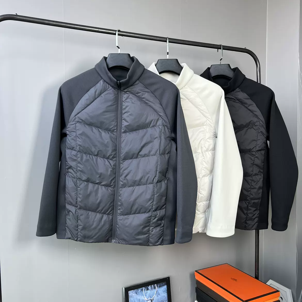 迪+90白鸭绒杜邦三防面料男羽绒服立领针织拼接运动户外冬装外套