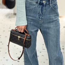 PTϻа͹ņμб֙C¿ŮӰС