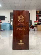 �������ʿ�ɾƺж��� Hunter Laing������ �t�ƌ�ľ��ľ�䶨��