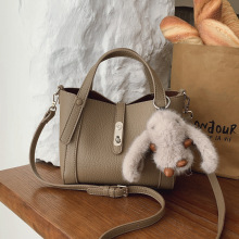 �͹Ÿ߼��а���Ů2025�¿�r������б�����֦�y�˻@��ˮͰ���p��