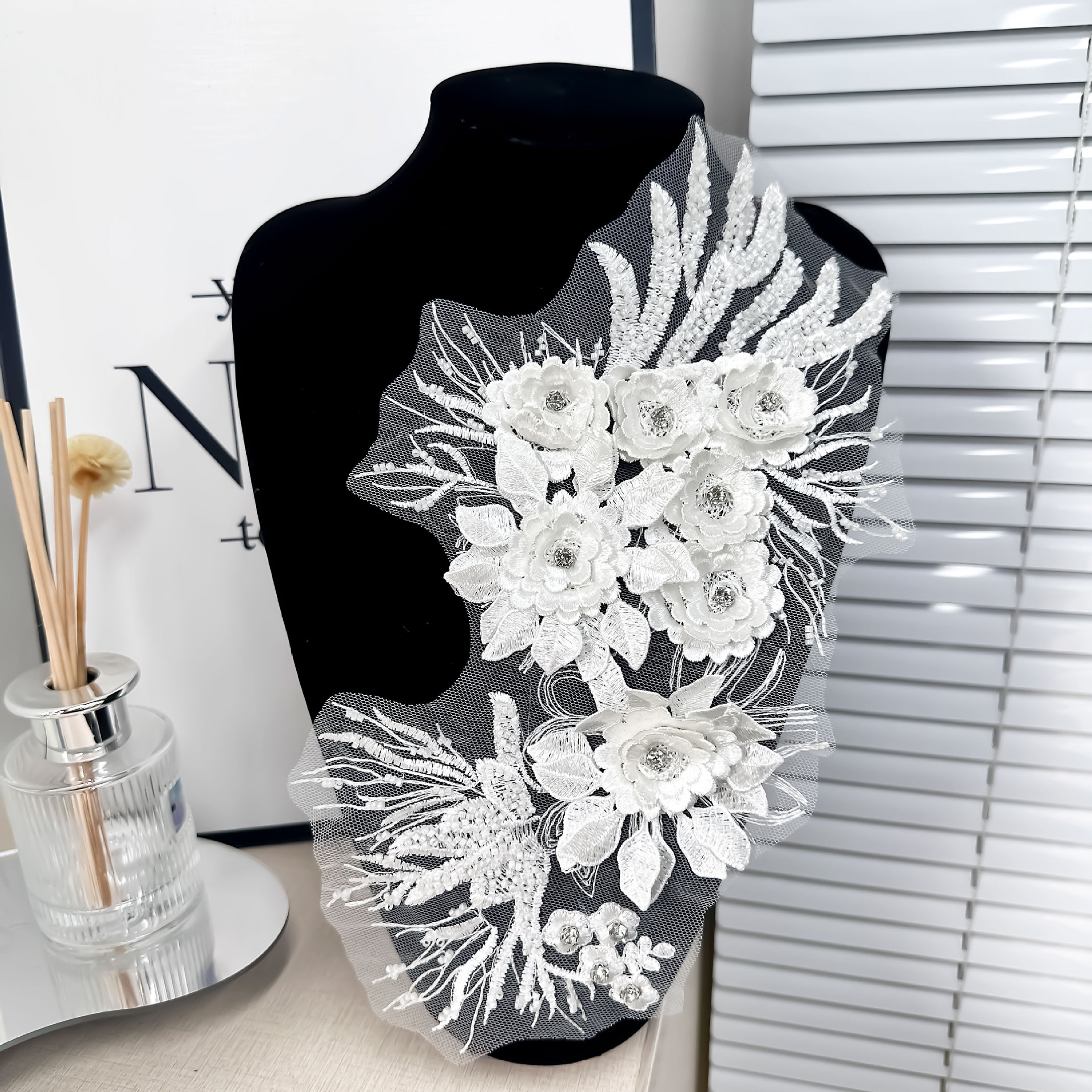 Nuevo bordado de malla, pegatinas de tela con cuentas, decoración de vestidos de novia, pegatinas de parche de flores, accesorios de ropa de bricolaje, ventas directas de fábrica image 11