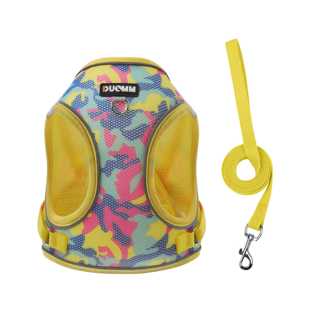 Nuevo cinturón de pecho de perro camuflado integral para usar cuerda de tracción de mascotas, cuerda de tracción de perros reflectante brillante