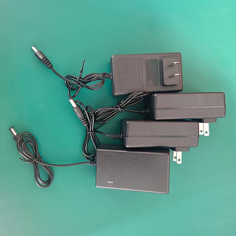 Lithium Battery Charger 8.4V9V12.6V13.5V15V16.8V21V25.2V29.4V Supports Customized Oem