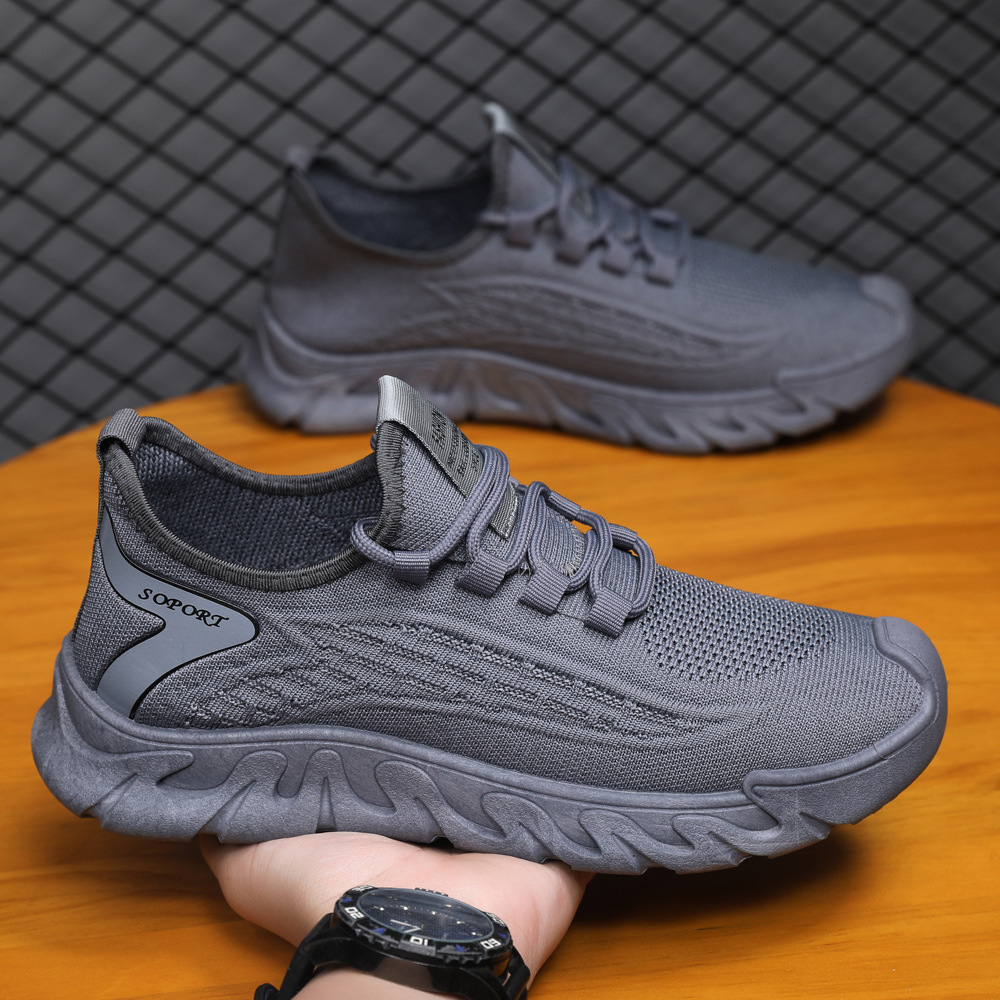 Fábrica al por mayor zapatos de hombre de primavera nuevos zapatos casuales transpirables de moda estudiantes zapatos deportivos cómodos de altura baja