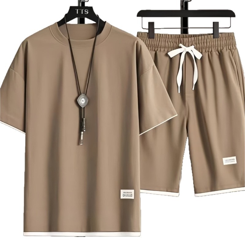 Ensemble de détente pour homme à texture gaufrée : t-shirt à manches courtes et short de sport, tenue d'été légère en polyester pour un look décontracté et sportif._voghion.com