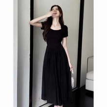 黑色赫本风短袖设计感气质连衣裙女夏季感御姐风收腰显瘦长裙