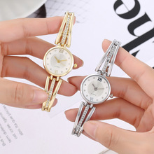 2023现货批发韩版个性休闲学生镶钻手链手表时尚潮流圆形石英表