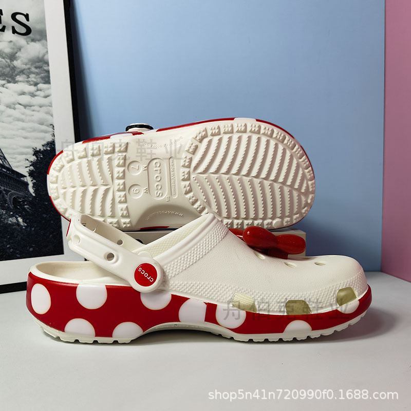 Cruz de estrellas Disney co-branding Mickey Minnie Hole zapatos de verano padres e hijos sandálias de playa antideslizantes image 4