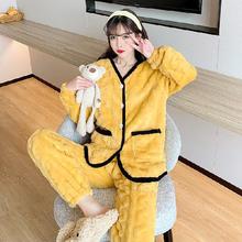 一件代发睡衣女秋冬季新款法兰绒加绒加厚剪花米白卡通可外穿睡衣