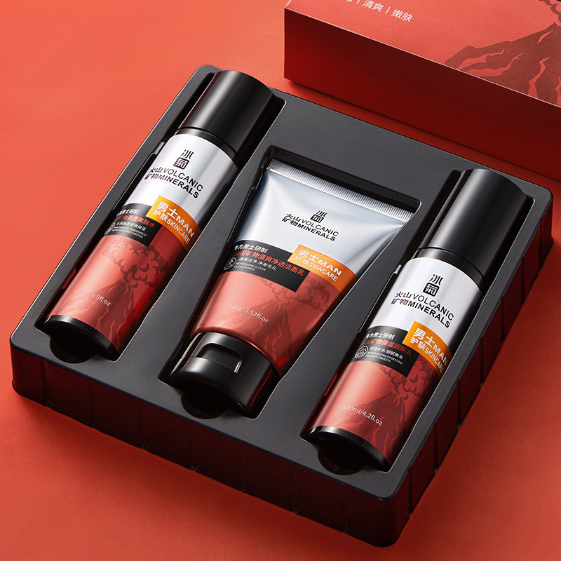 Ice Chrysanthemum Men's Volcanic Mud Mineral Cleansing and Hydrating Set Three-piece Essence Refreshing Skin Care Facial Care